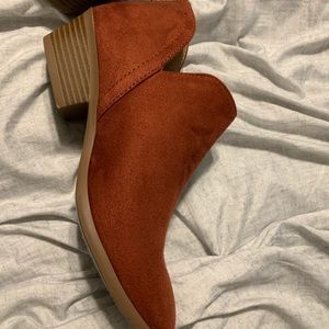 Soda ankle boots Rust Faux Suede 7.5 used 1x